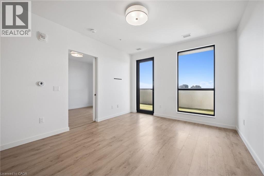 181 KING Street S Unit# 1607 thumbnail 15