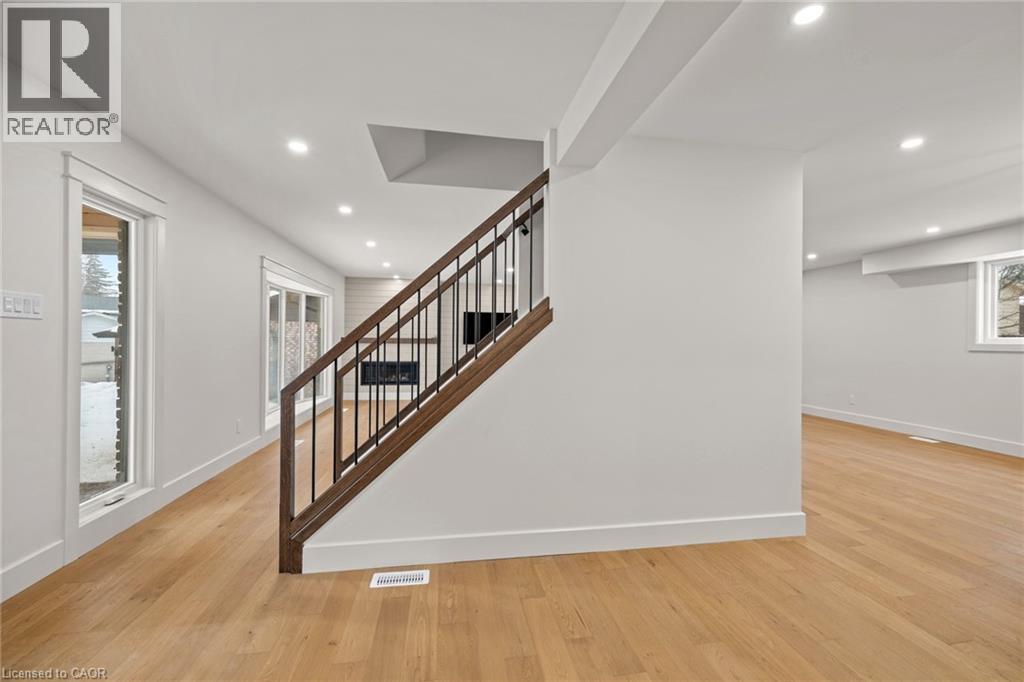 361 COLERIDGE Place thumbnail 6