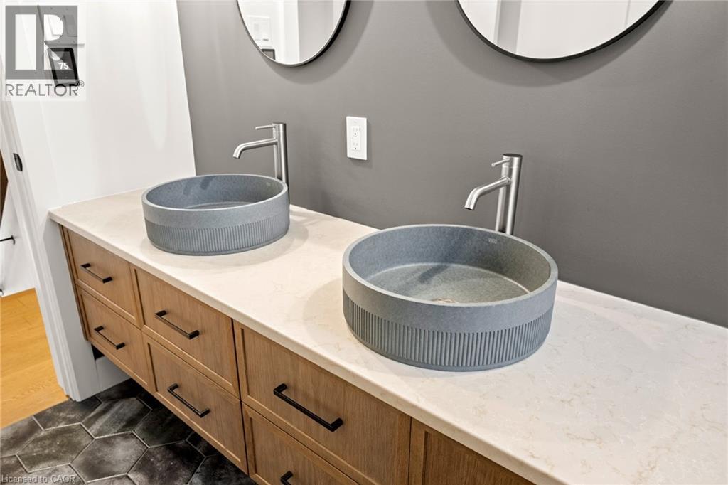 361 COLERIDGE Place thumbnail 35