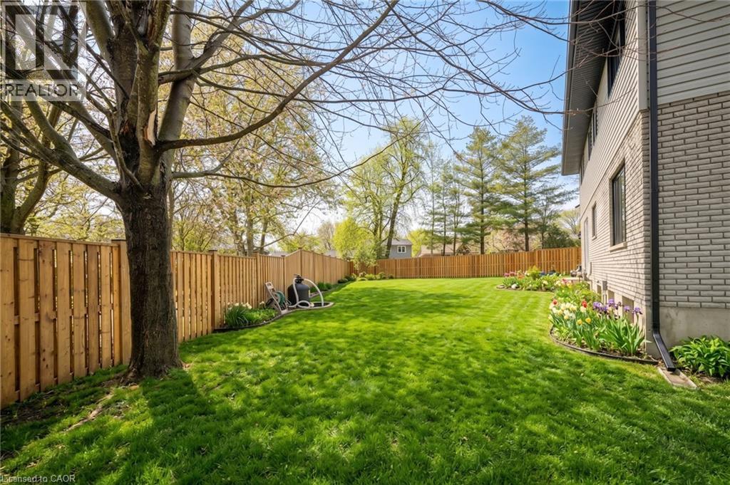 361 COLERIDGE Place thumbnail 4