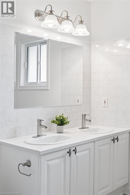 350 ERBSVILLE Road Unit# 17 thumbnail 20