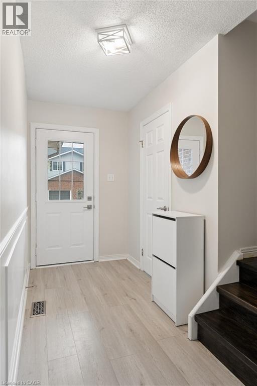 350 ERBSVILLE Road Unit# 17 thumbnail 7