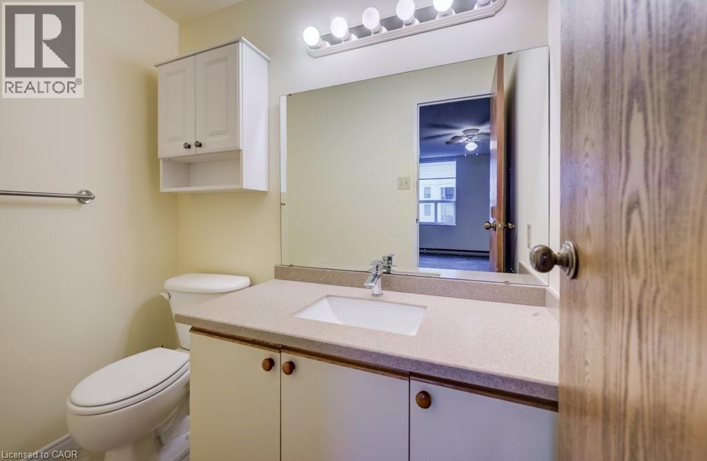 55 GREEN VALLEY Drive Unit# 1710 thumbnail 19