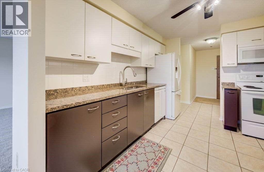 55 GREEN VALLEY Drive Unit# 1710 thumbnail 8