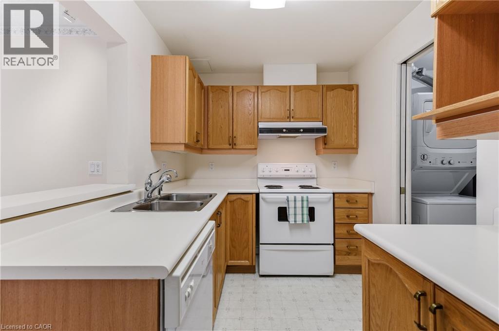 20 ST GEORGE Street Unit# 407 thumbnail 12