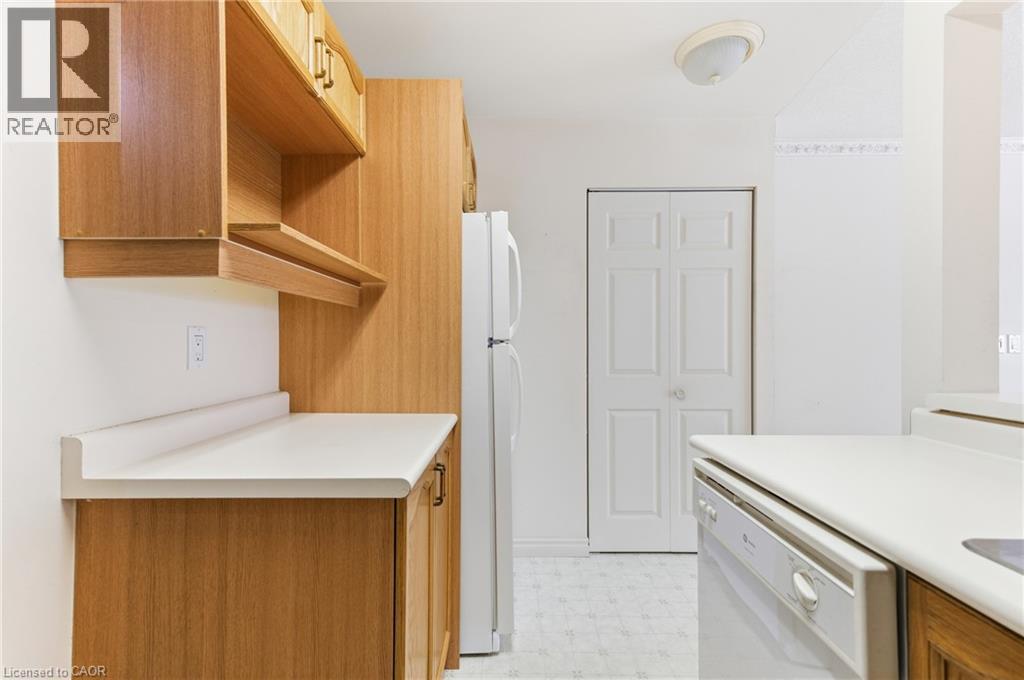 20 ST GEORGE Street Unit# 407 thumbnail 15