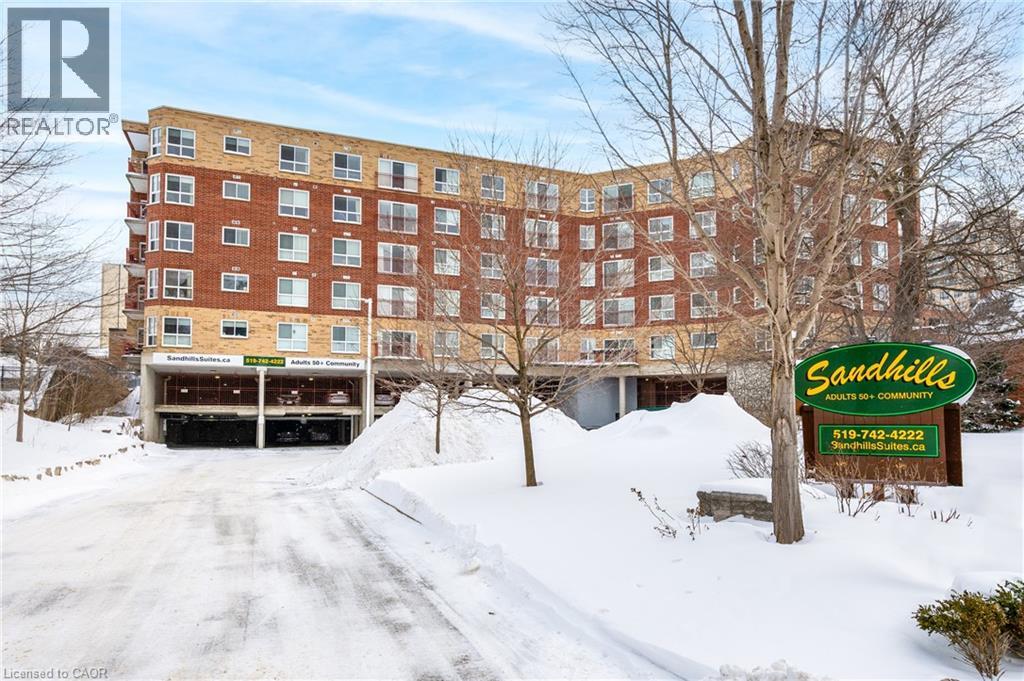 20 ST GEORGE Street Unit# 407 thumbnail 2