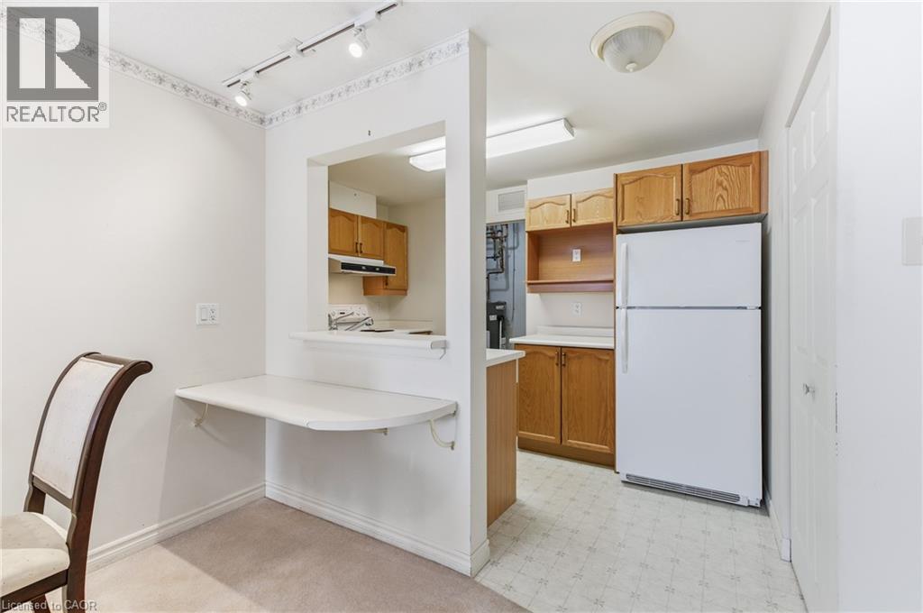 20 ST GEORGE Street Unit# 407 thumbnail 11