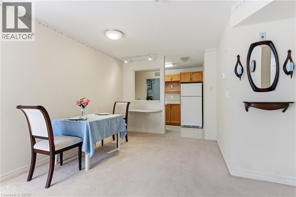 20 ST GEORGE Street Unit# 407 thumbnail 10