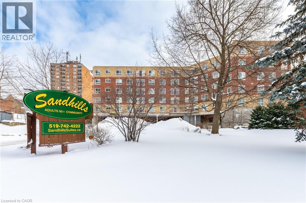 20 ST GEORGE Street Unit# 407 thumbnail 3