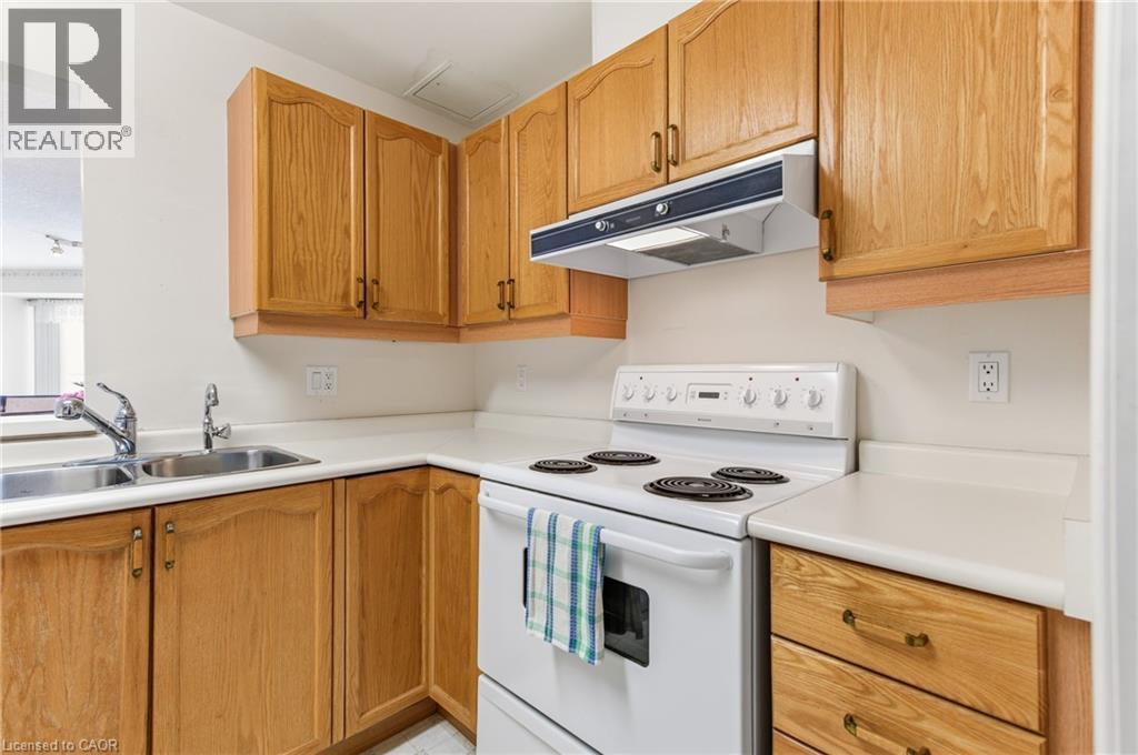 20 ST GEORGE Street Unit# 407 thumbnail 14