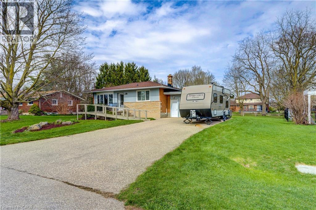 8 MARSHALL Avenue thumbnail 3