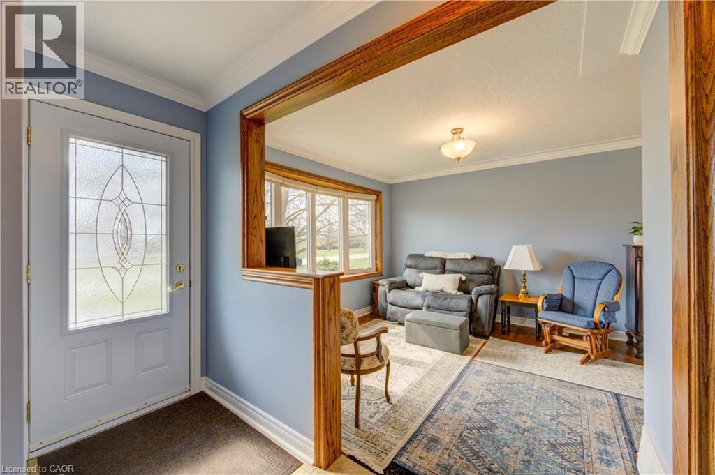 8 MARSHALL Avenue thumbnail 4