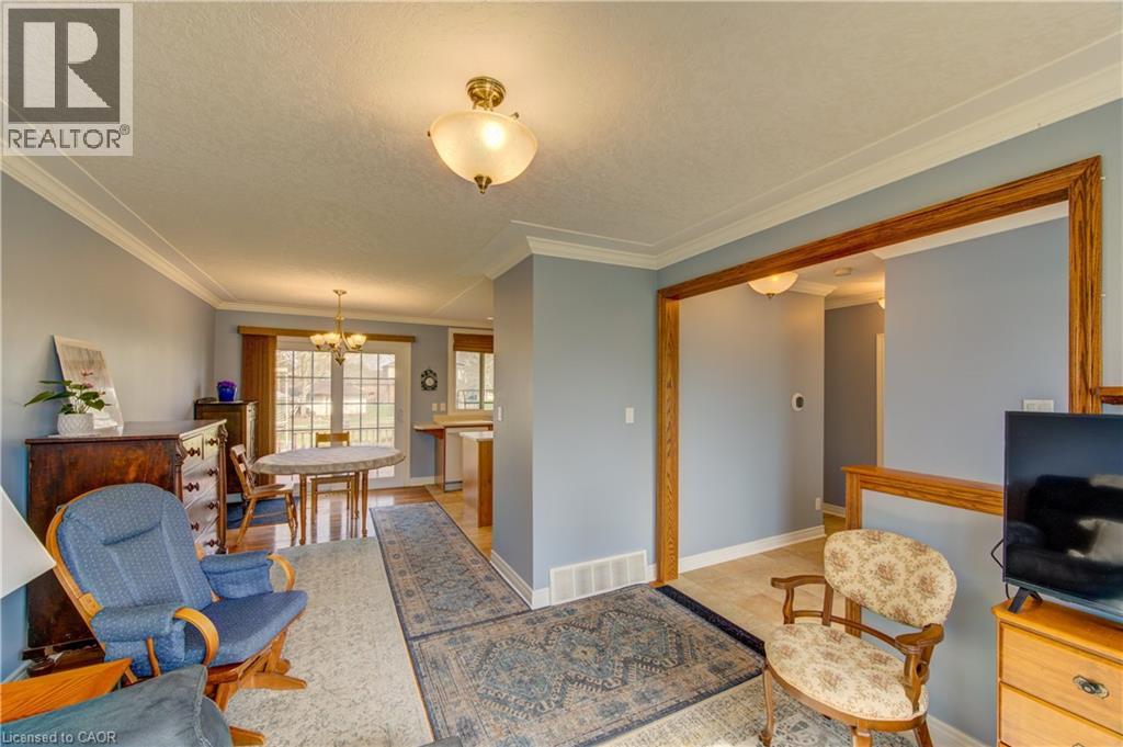 8 MARSHALL Avenue thumbnail 9