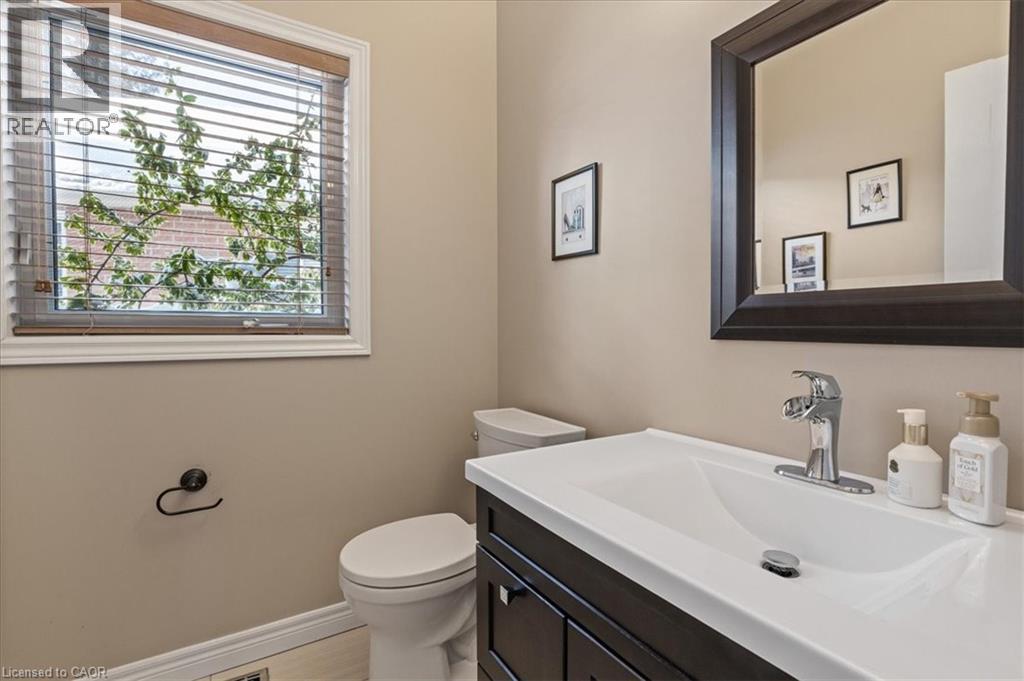 47 HUNTINGTON Place thumbnail 10