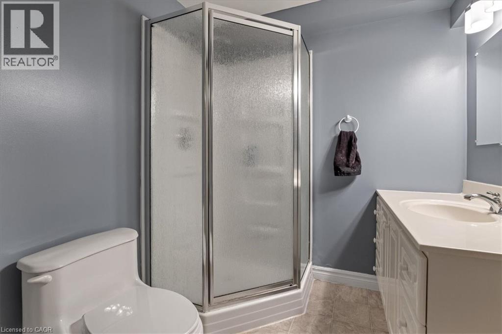 47 HUNTINGTON Place thumbnail 22