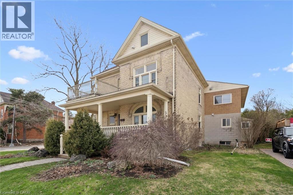 16 HAMPTON Street thumbnail 4