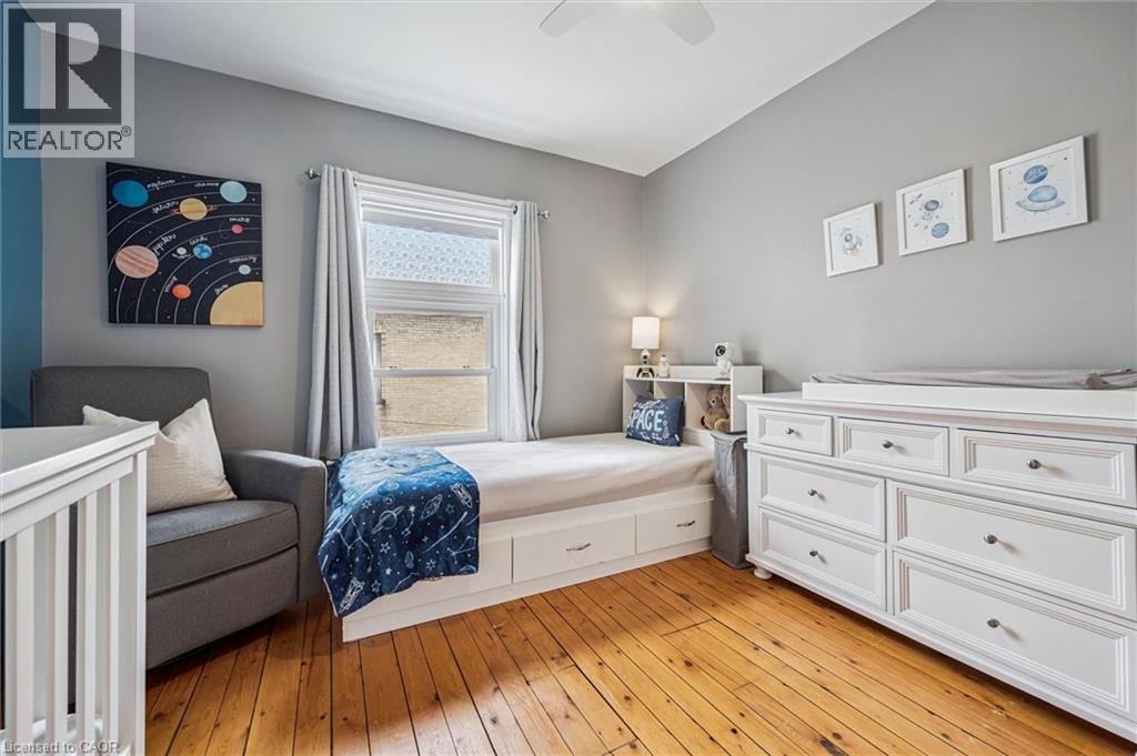 16 HAMPTON Street thumbnail 22