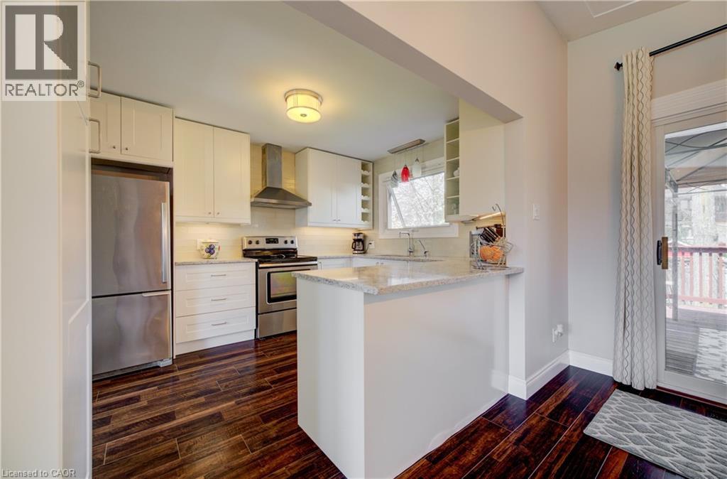 172 RENNIE Drive thumbnail 14