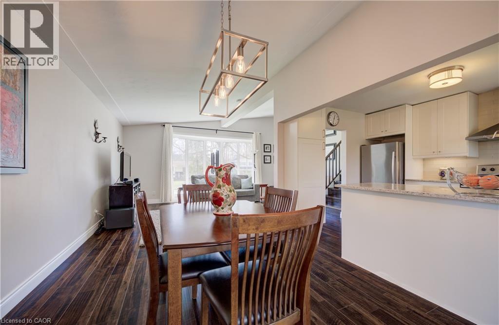 172 RENNIE Drive thumbnail 15