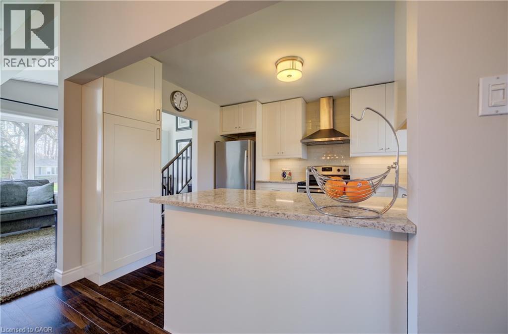 172 RENNIE Drive thumbnail 16