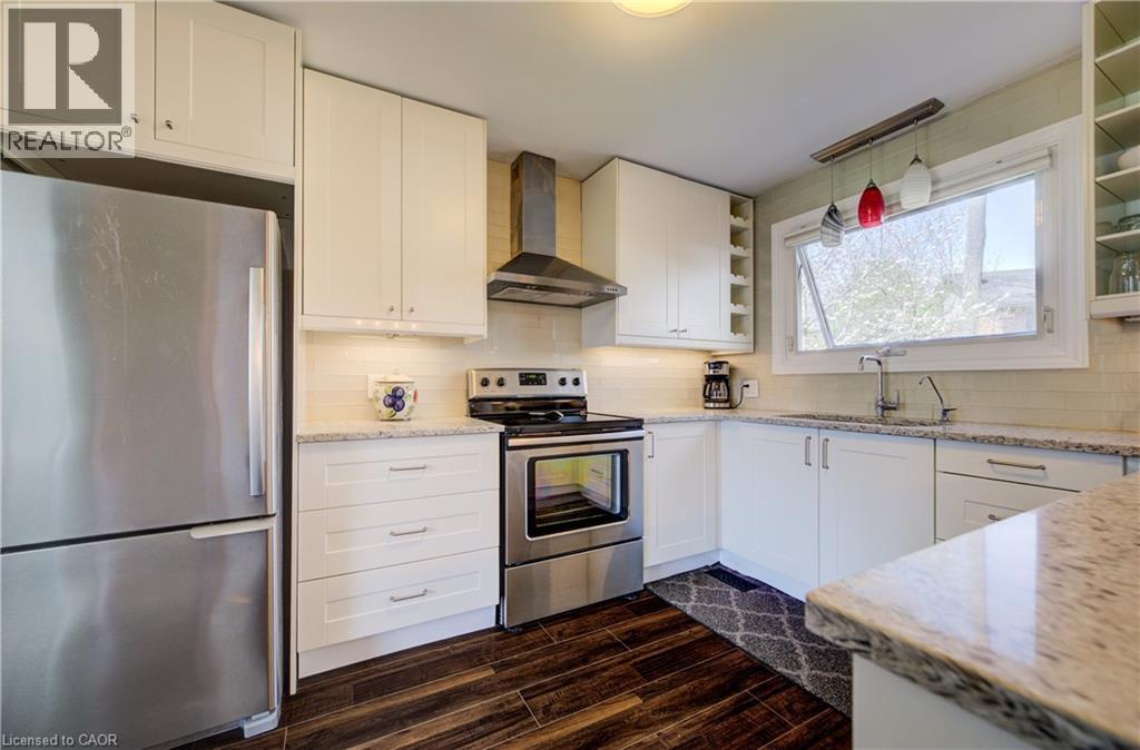 172 RENNIE Drive thumbnail 17