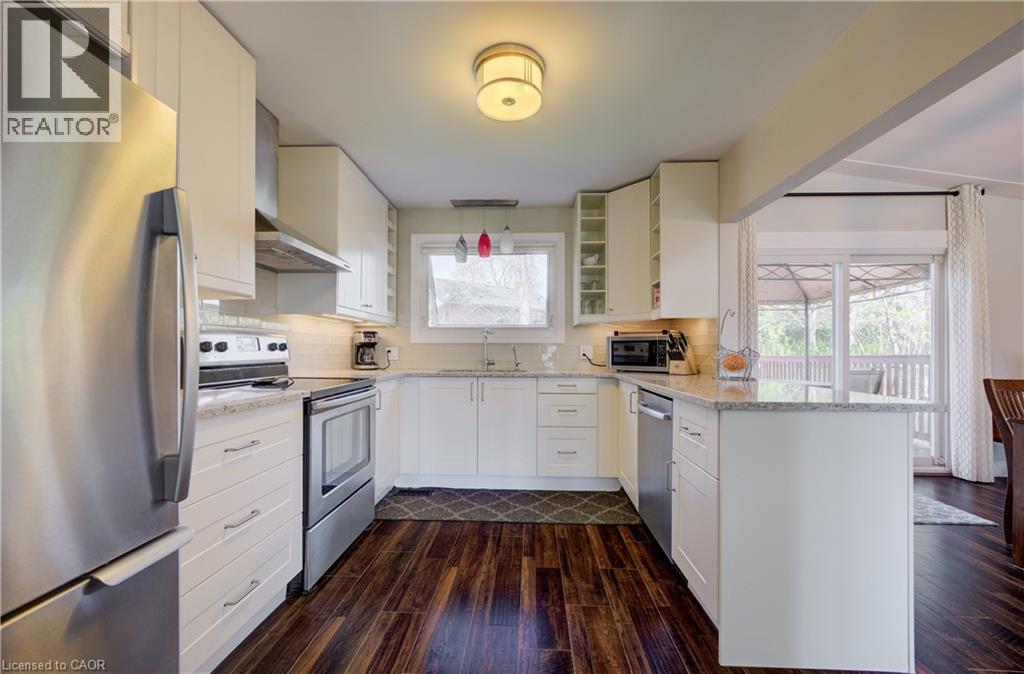 172 RENNIE Drive thumbnail 18