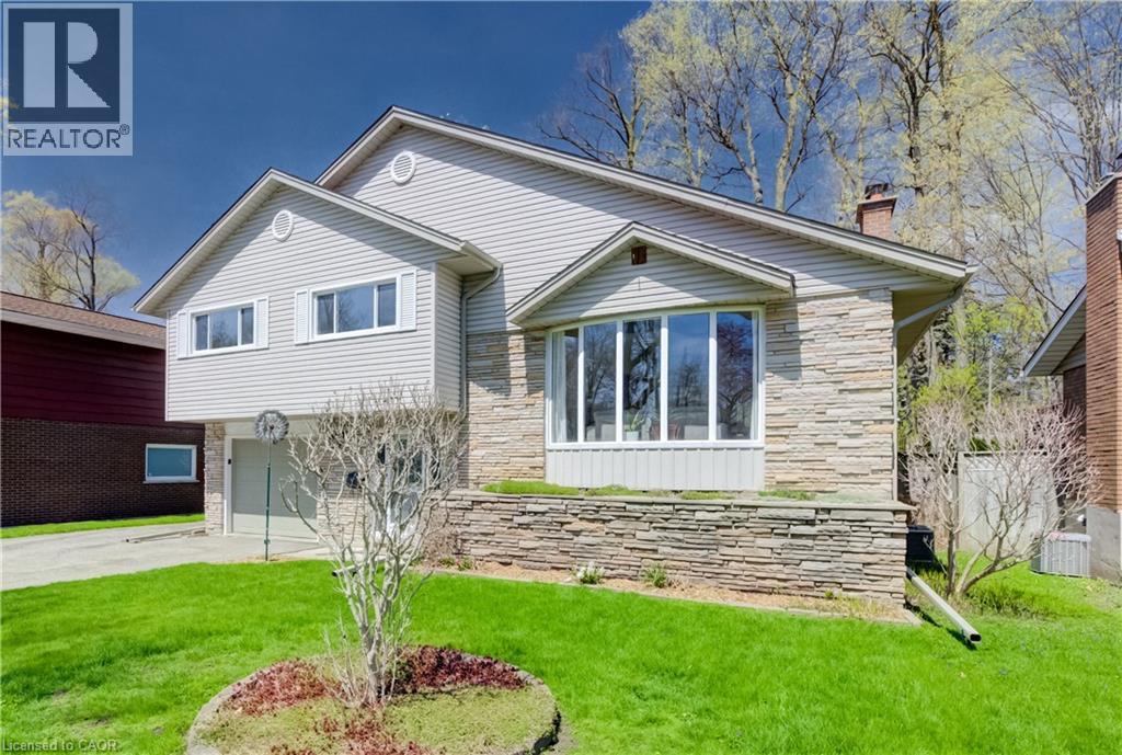 172 RENNIE Drive thumbnail 2