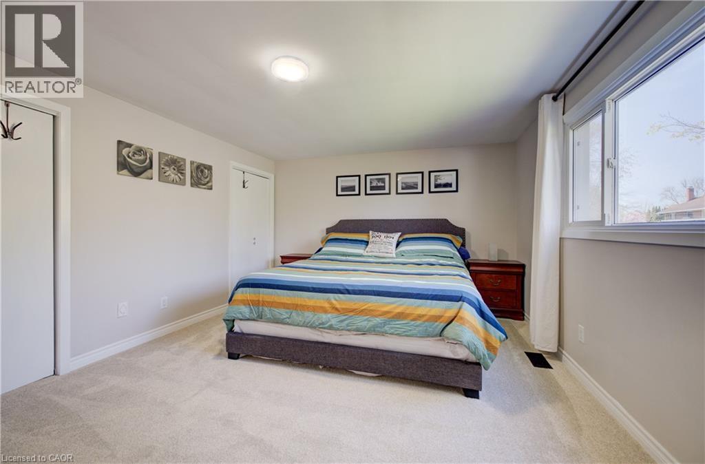 172 RENNIE Drive thumbnail 23