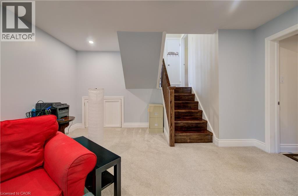 172 RENNIE Drive thumbnail 29