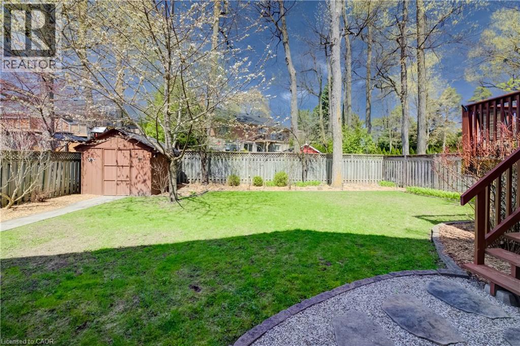 172 RENNIE Drive thumbnail 36