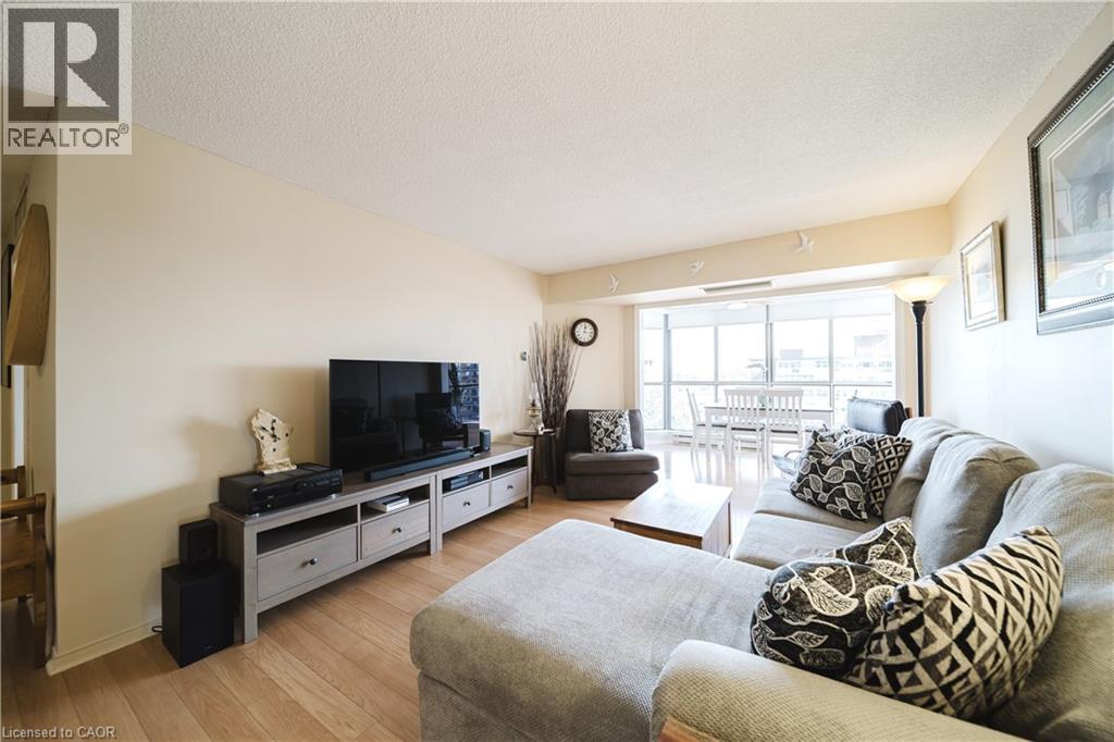 265 WESTCOURT Place Unit# 705 thumbnail 6