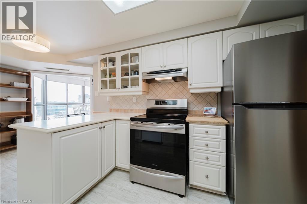 265 WESTCOURT Place Unit# 705 thumbnail 11