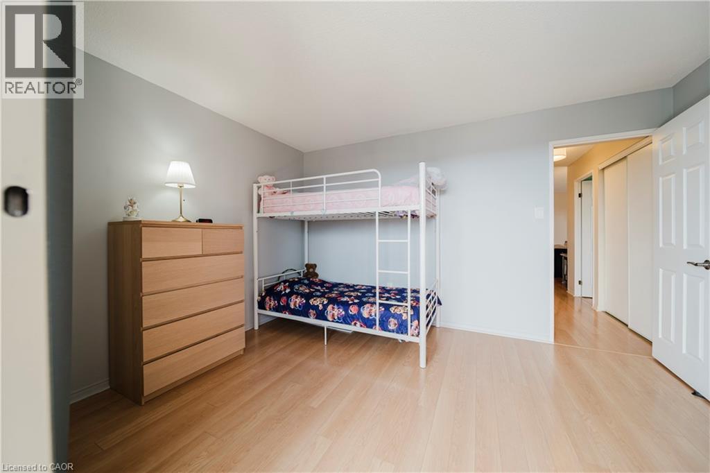 265 WESTCOURT Place Unit# 705 thumbnail 21