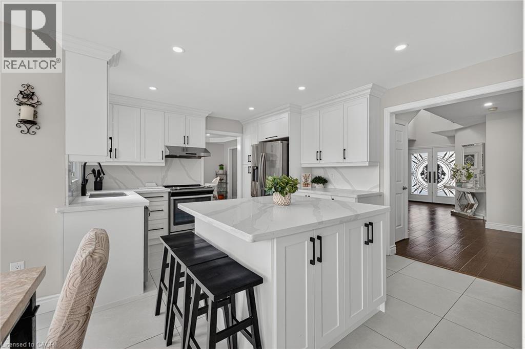 79 HOLBROOK Crescent thumbnail 4