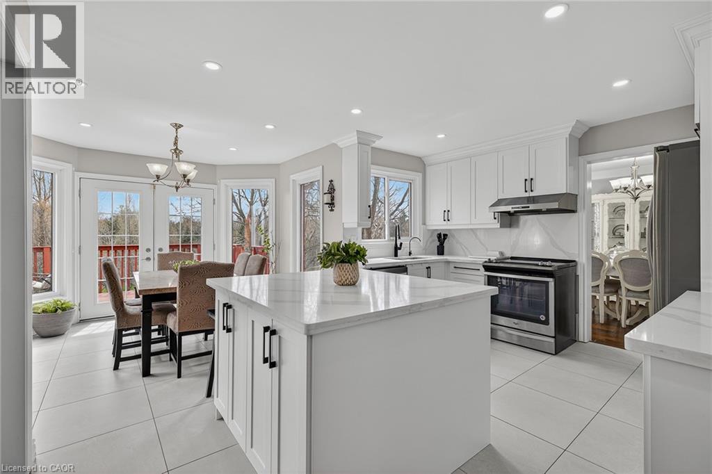 79 HOLBROOK Crescent thumbnail 5