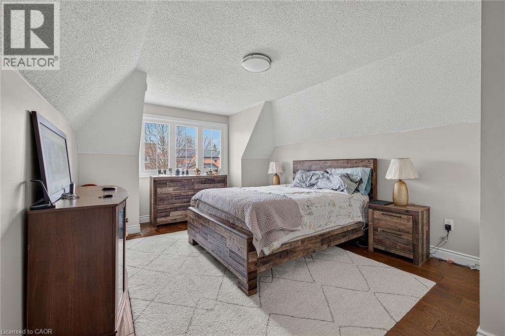 79 HOLBROOK Crescent thumbnail 22