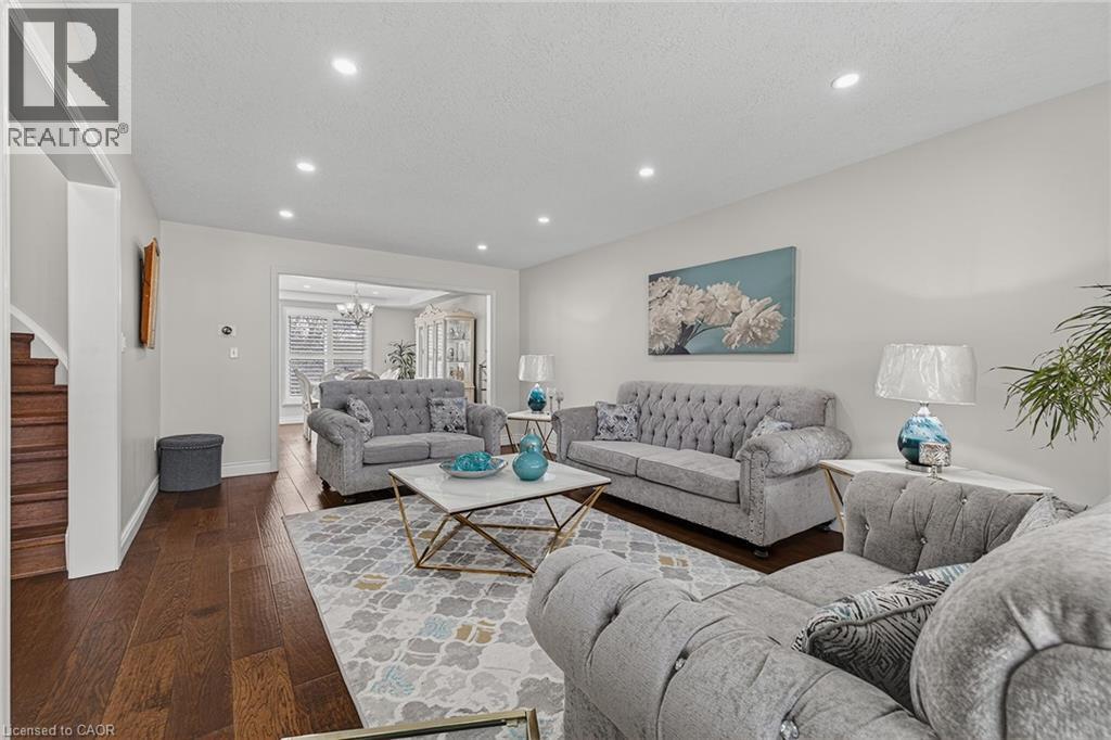 79 HOLBROOK Crescent thumbnail 10