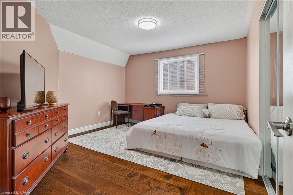 79 HOLBROOK Crescent thumbnail 21