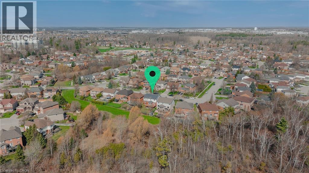 79 HOLBROOK Crescent thumbnail 38