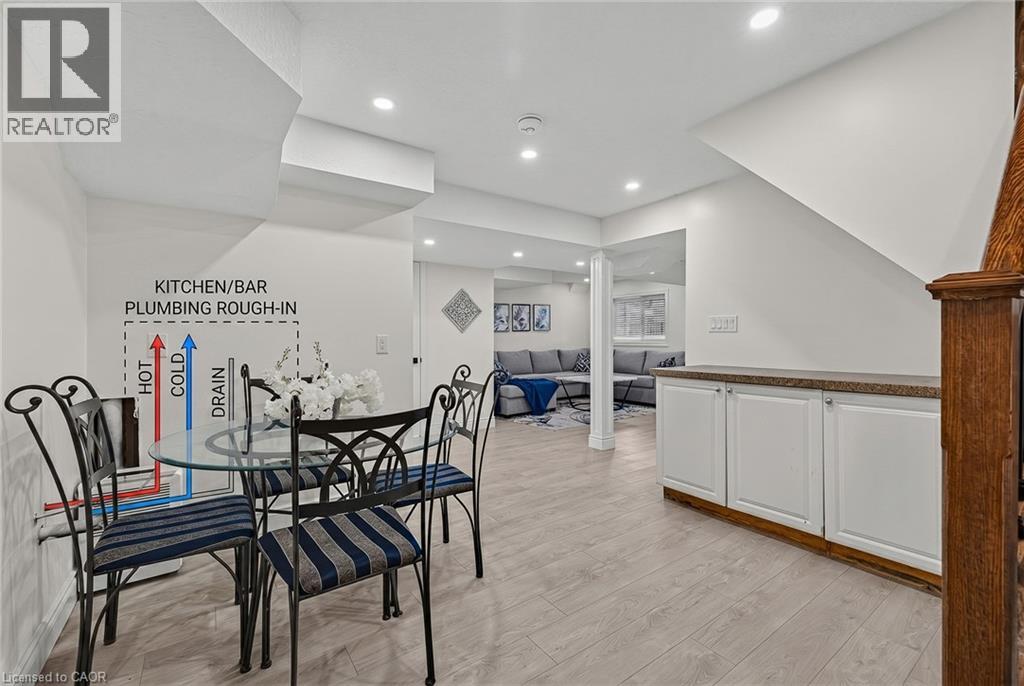 79 HOLBROOK Crescent thumbnail 24