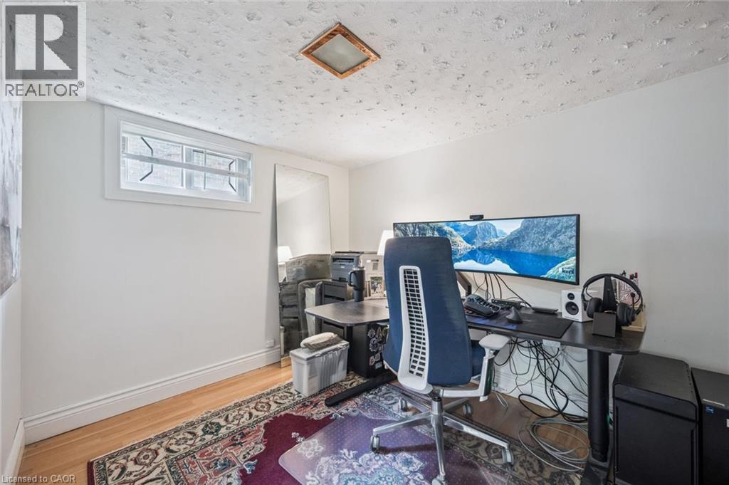 9 SPADINA Road E thumbnail 27