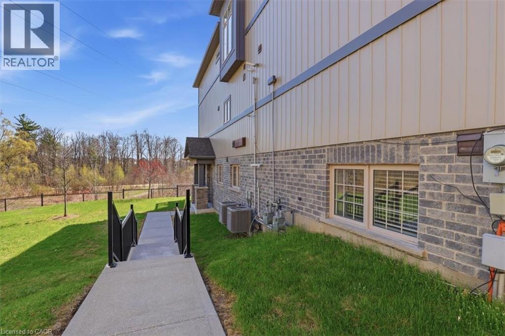 115 SOUTH CREEK Drive Unit# 12C thumbnail 27