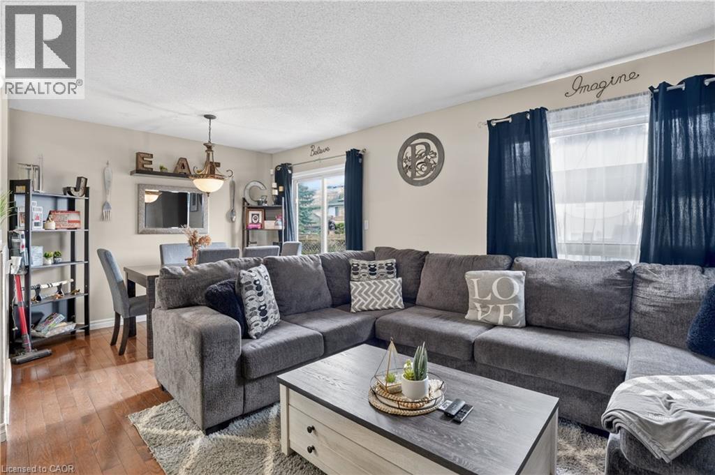 742 ANGLER Way thumbnail 12