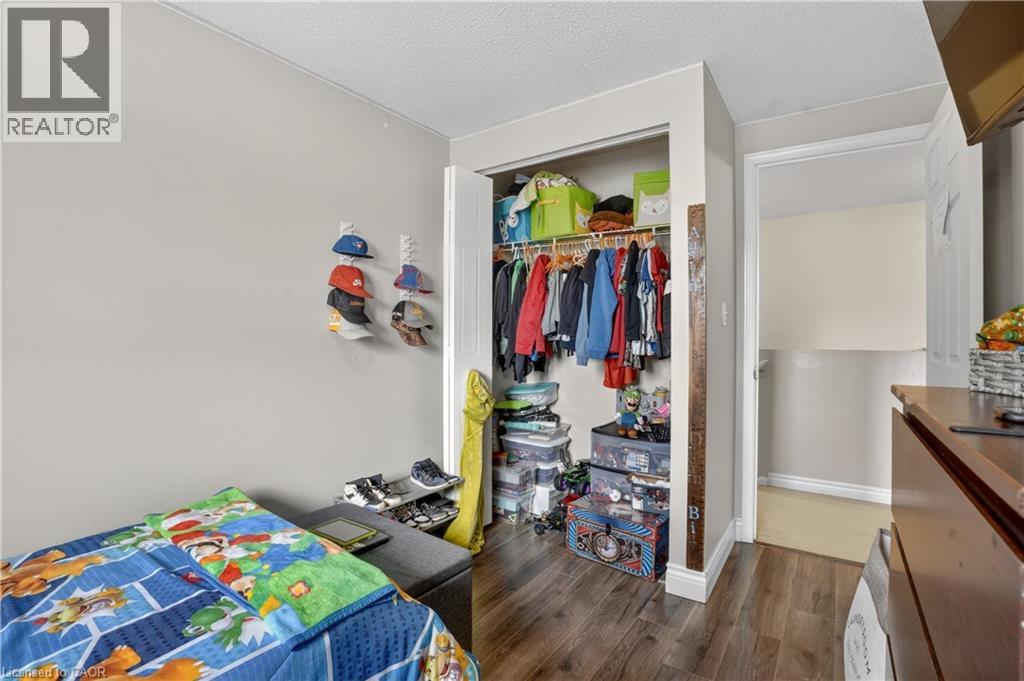 742 ANGLER Way thumbnail 20