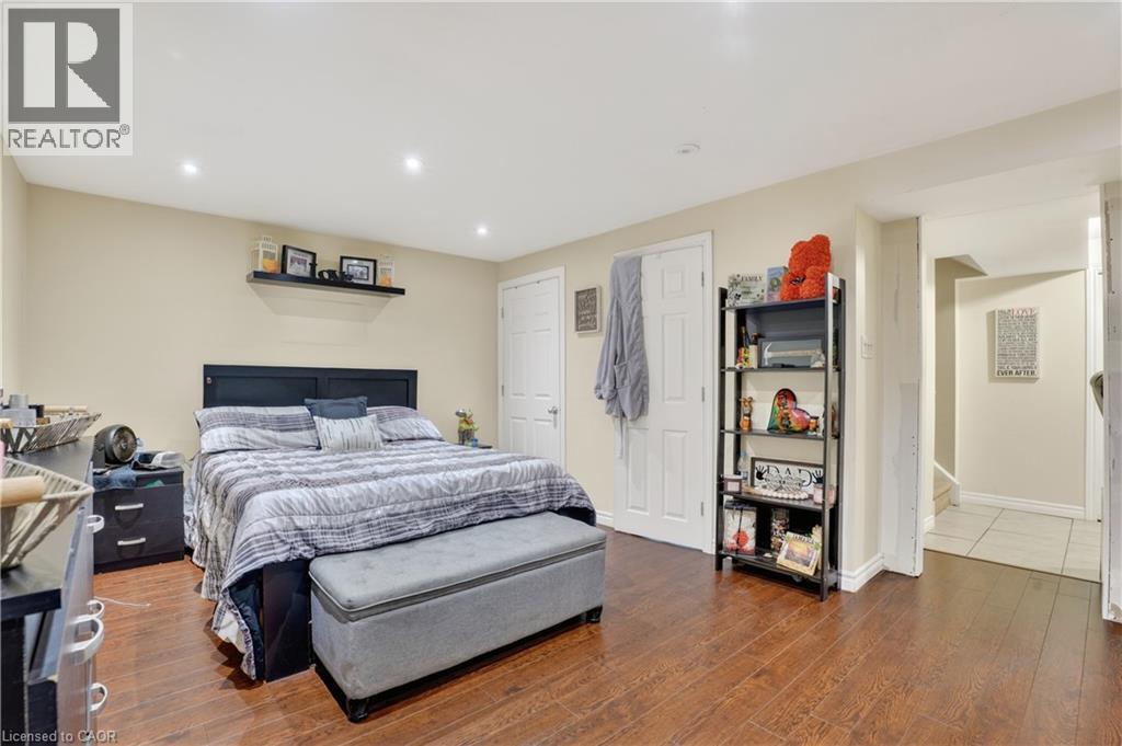 742 ANGLER Way thumbnail 30