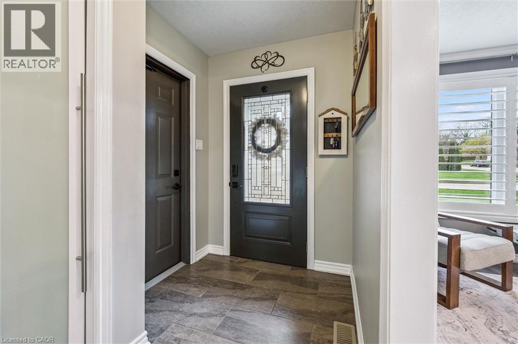 79 FAIRLAKE Drive thumbnail 11