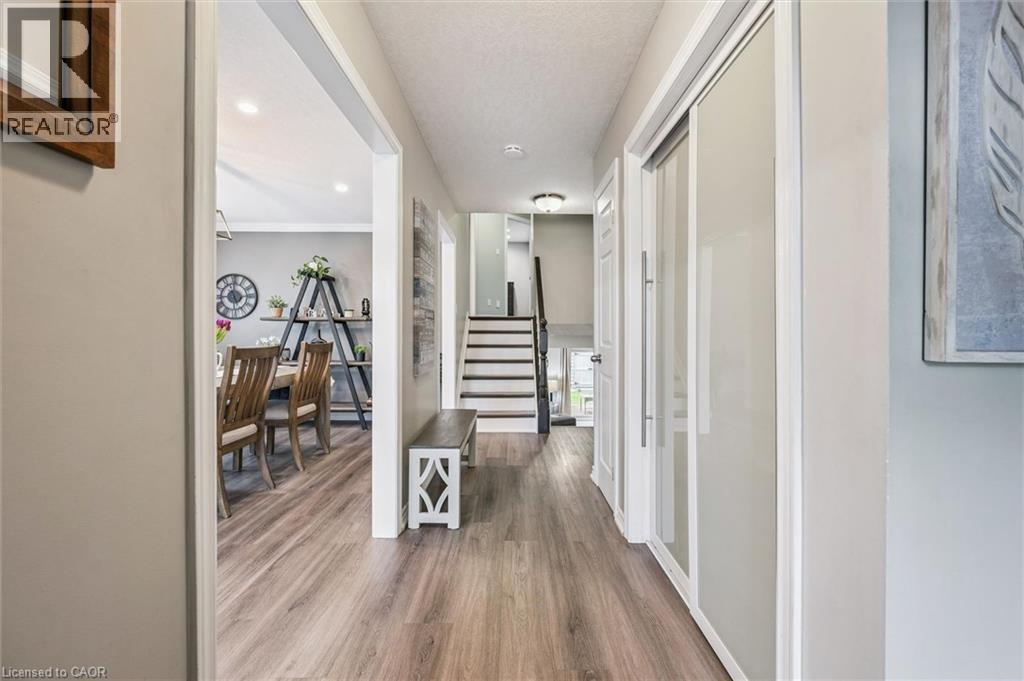 79 FAIRLAKE Drive thumbnail 12