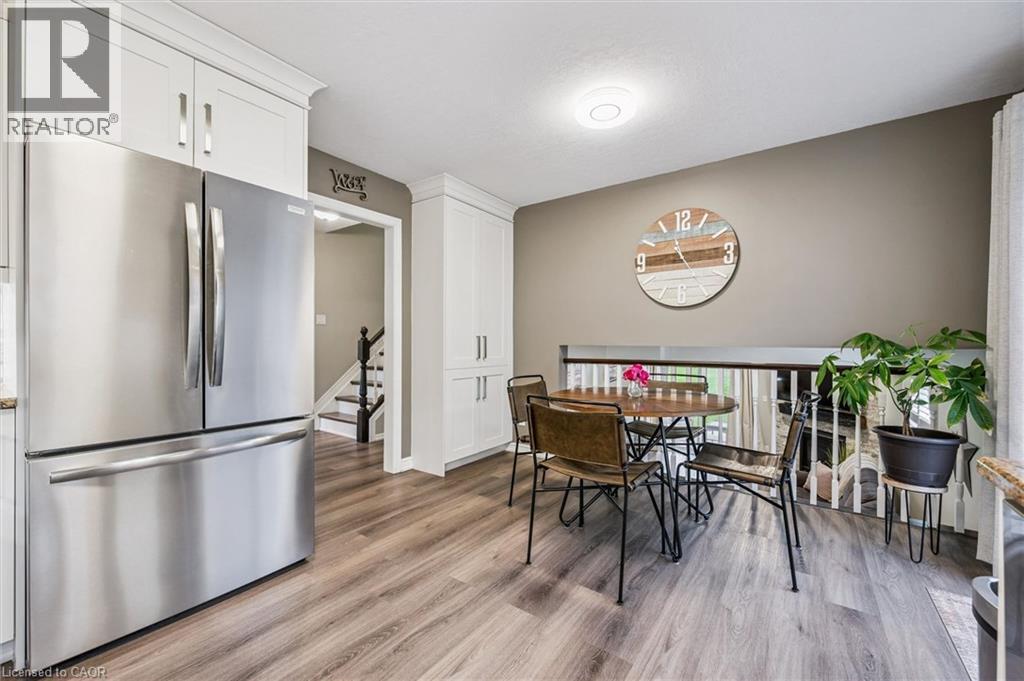 79 FAIRLAKE Drive thumbnail 18