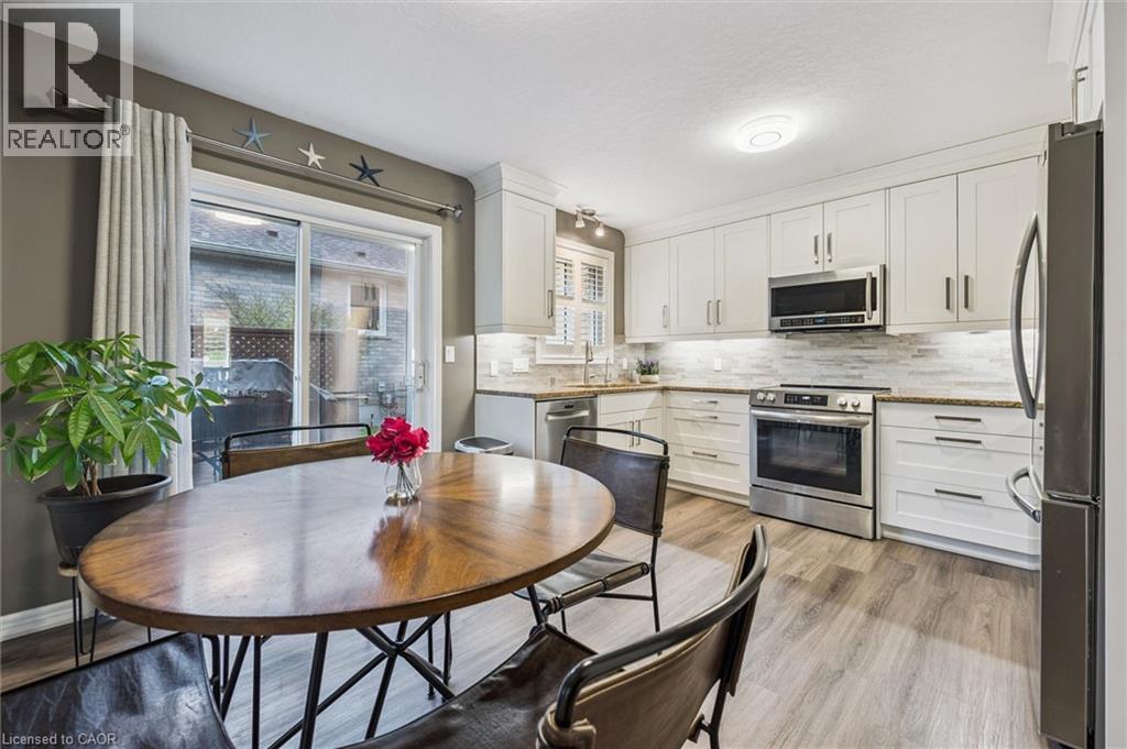 79 FAIRLAKE Drive thumbnail 20